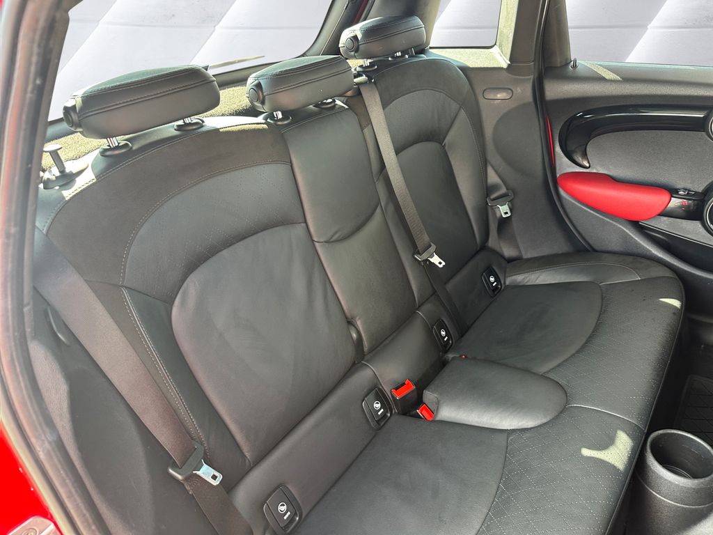 2019 Mini Cooper 4 Door Hardtop Signature photo 16