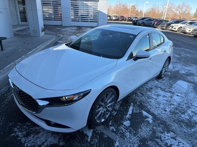 2022 Mazda Mazda3 Preferred's photo