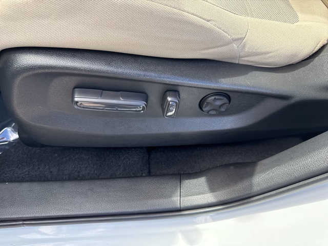 2022 Honda CR-V EX photo 12