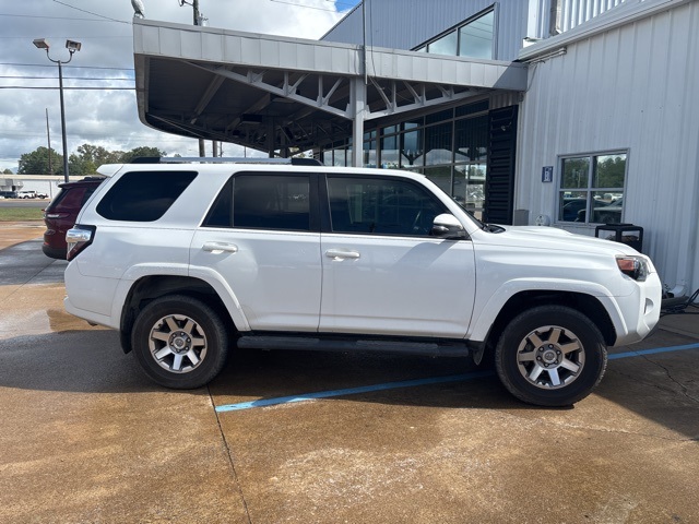 2016 Toyota 4Runner Trail photo 3