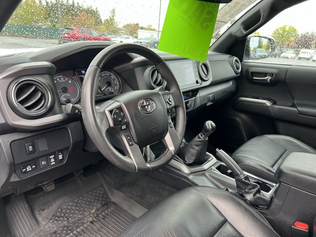 2021 Toyota Tacoma TRD Off-Road 4x4 photo 13