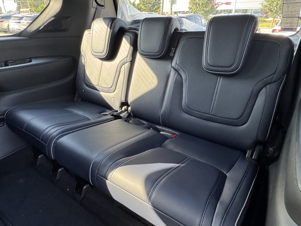 2026 Infiniti QX80 Sensory photo 20