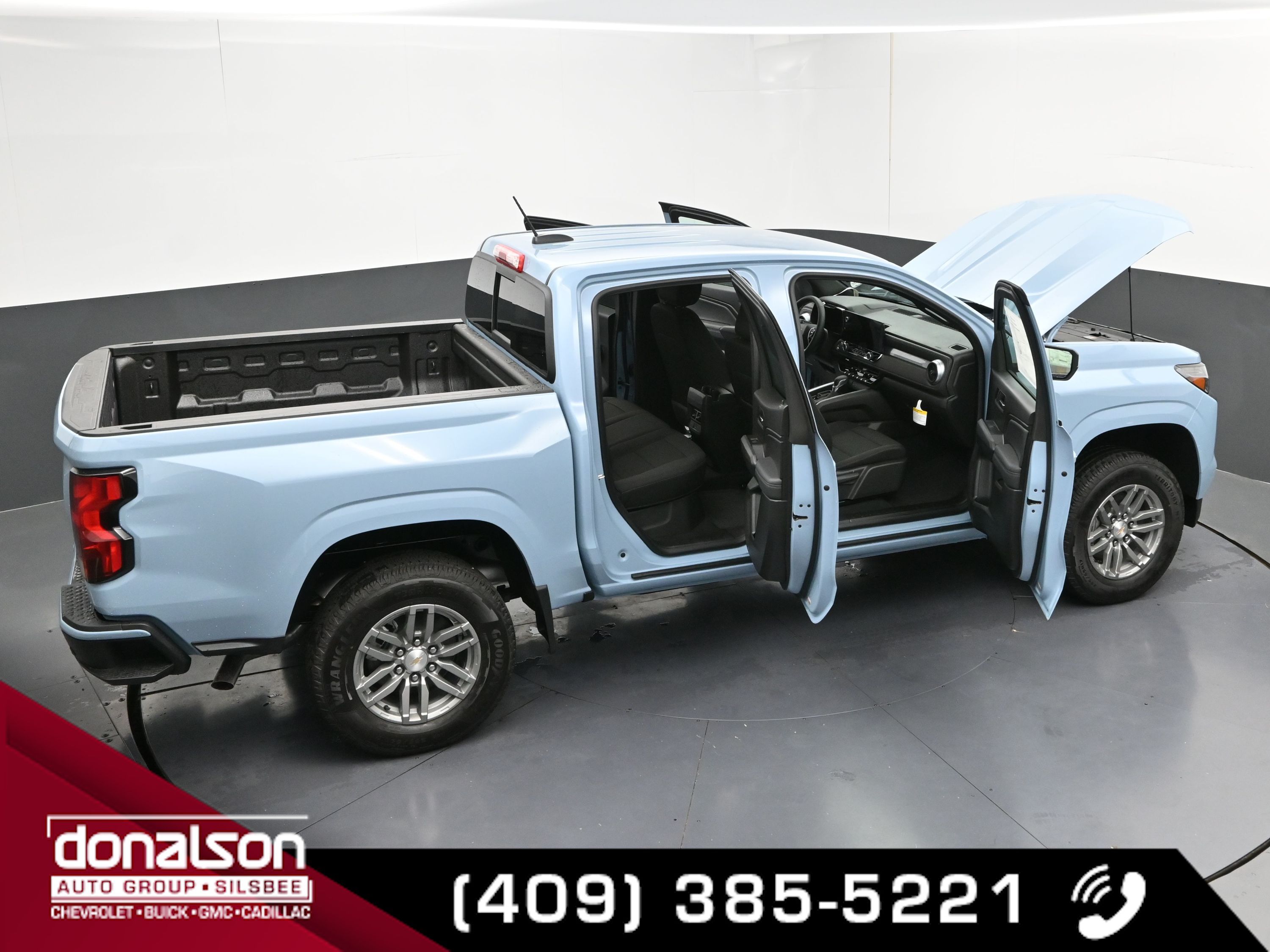 2025 Chevrolet Colorado Work Truck LT photo 25