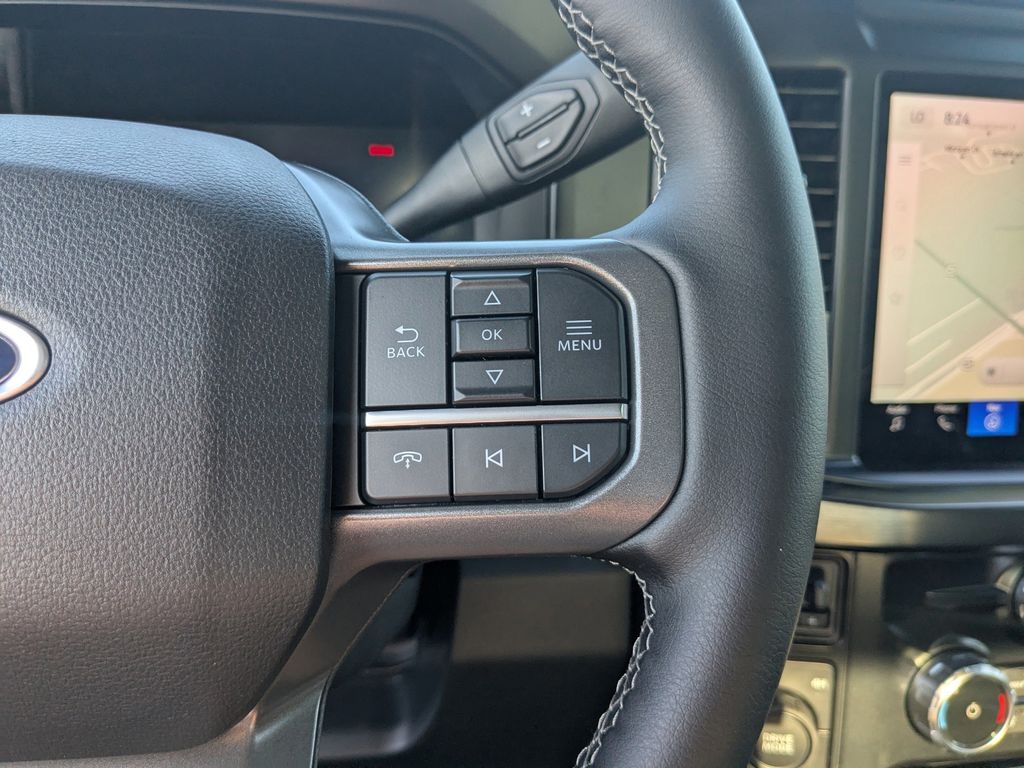 2025 Ford F-250 Lariat photo 28