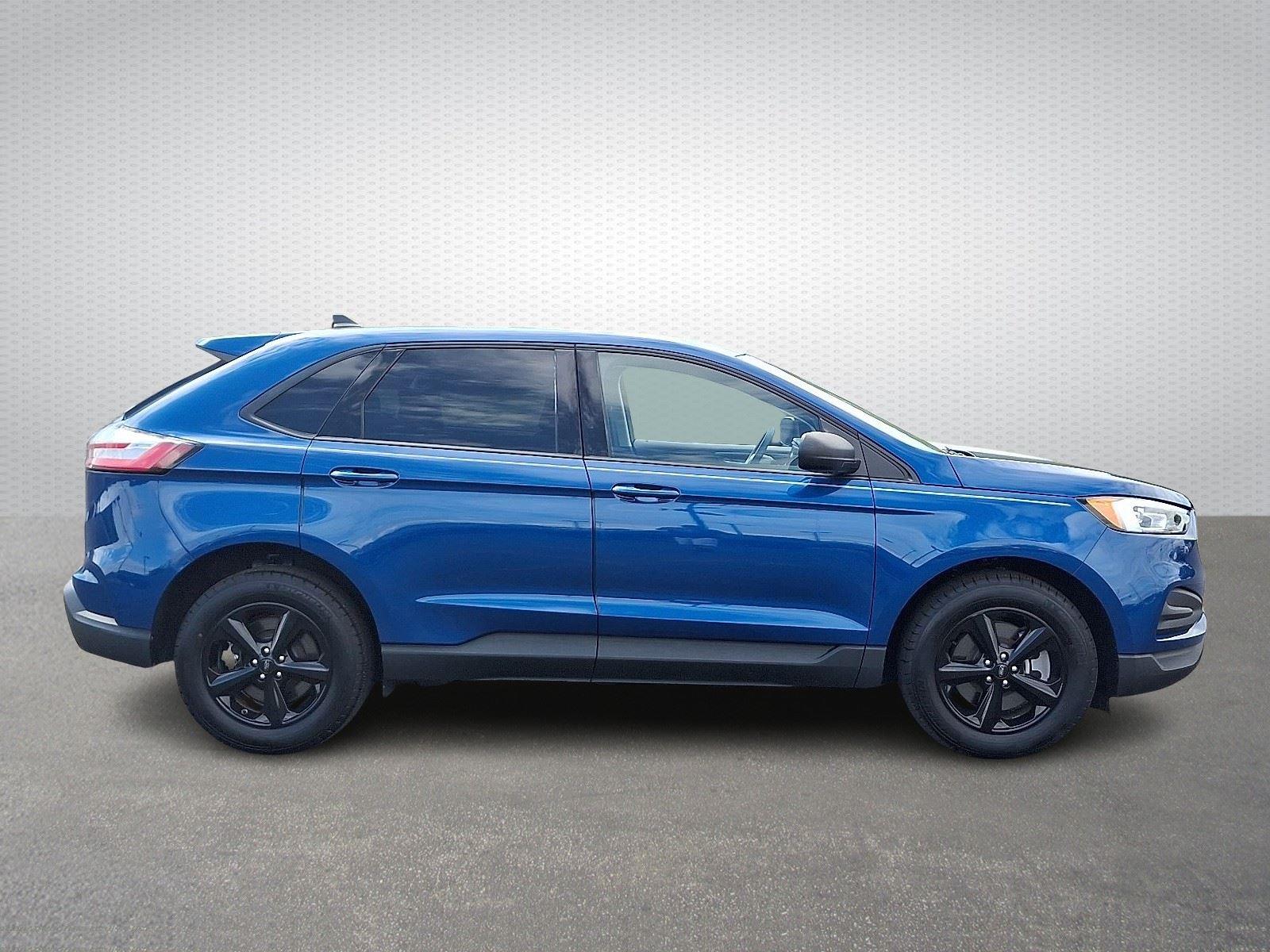 2024 Ford Edge SE photo 5