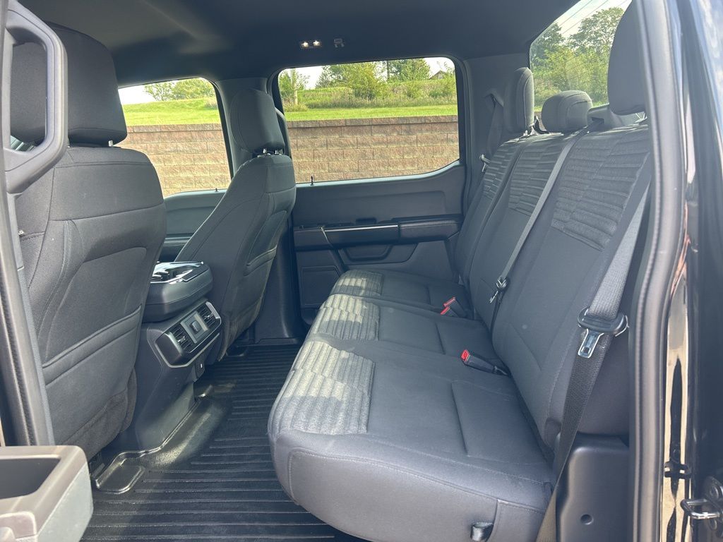 2021 Ford F-150 XL photo 8