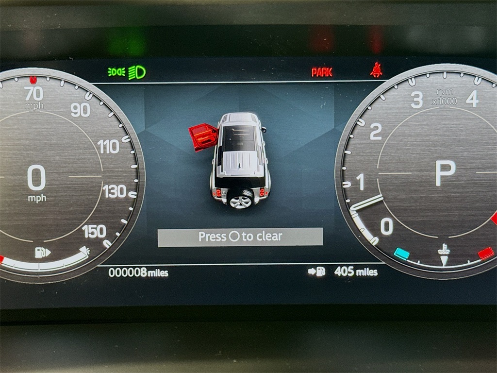 2025 Land Rover Defender 110 X-Dynamic SE photo 4