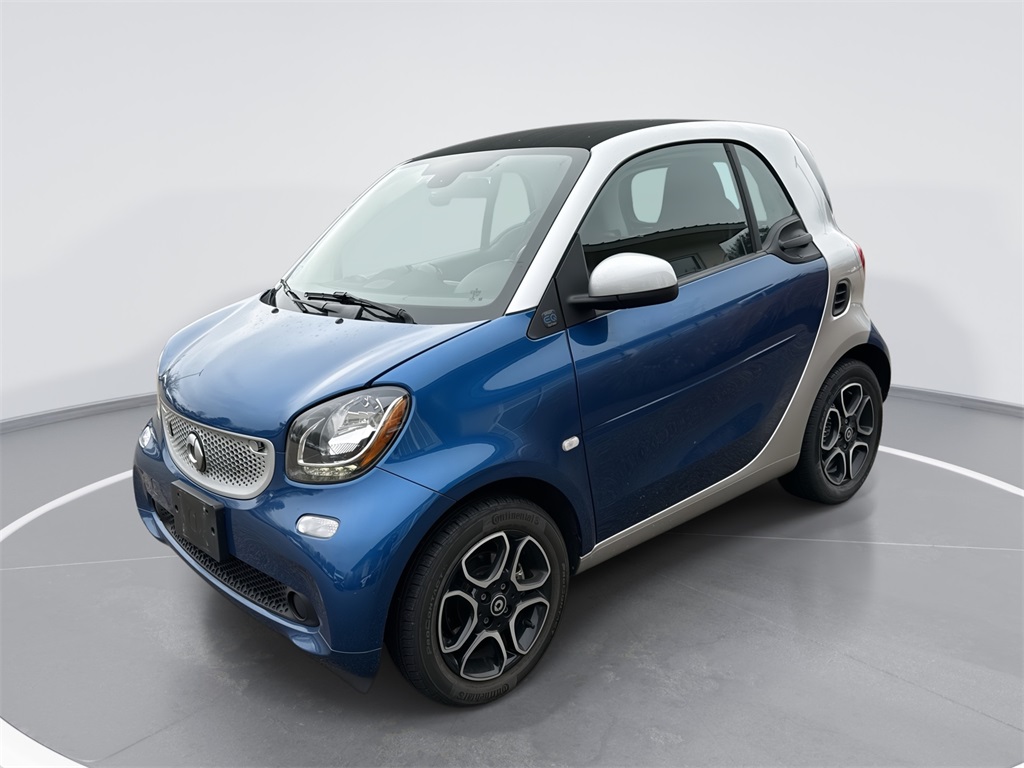 2019 smart fortwo passion's photo