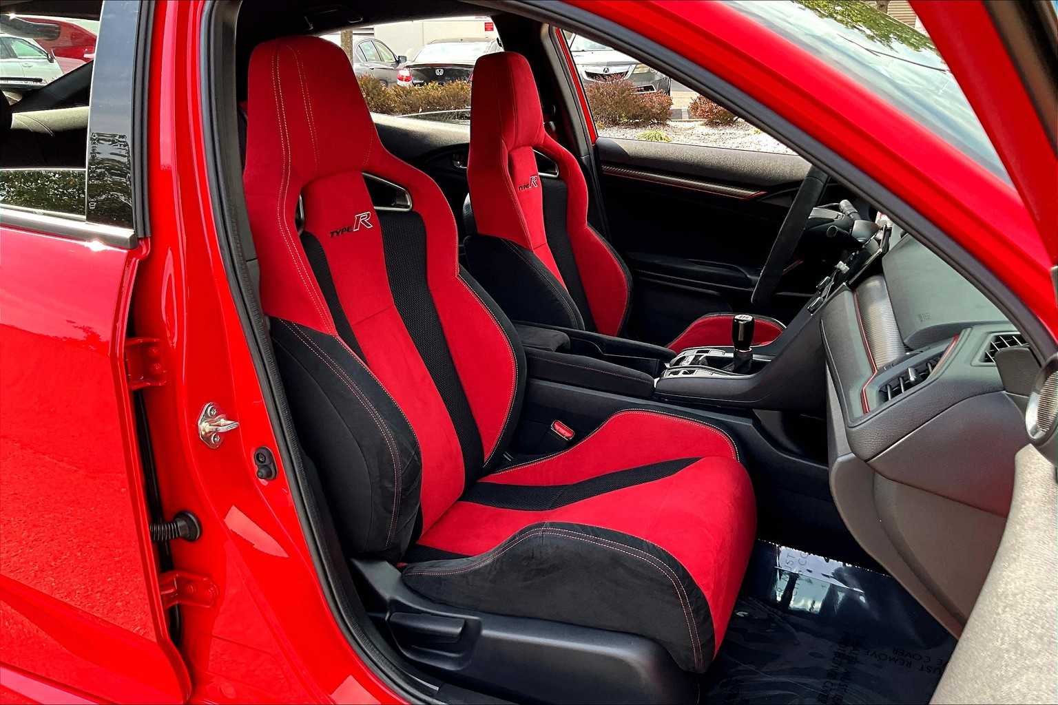 2021 Honda Civic Type R Touring photo 8