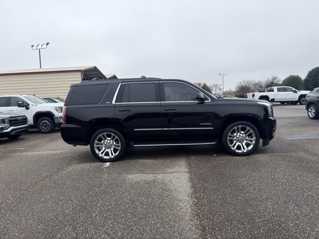 2018 Gmc Yukon SLT photo 2