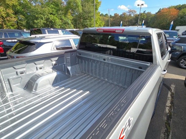 2026 Chevrolet Silverado RST photo 6