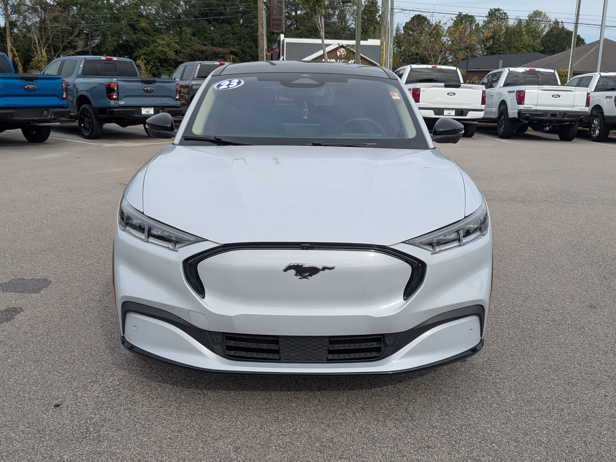 2023 Ford Mustang Mach-E Premium photo 4