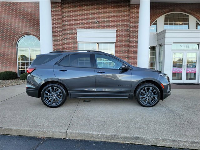 2022 Chevrolet Equinox RS photo 4