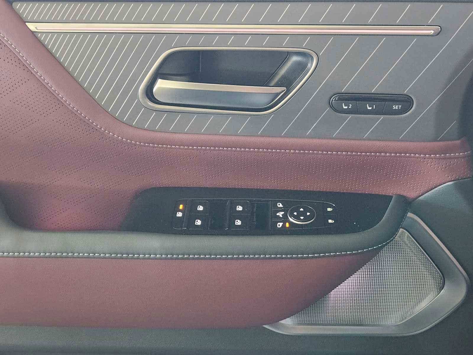 2025 Infiniti QX80 photo 19