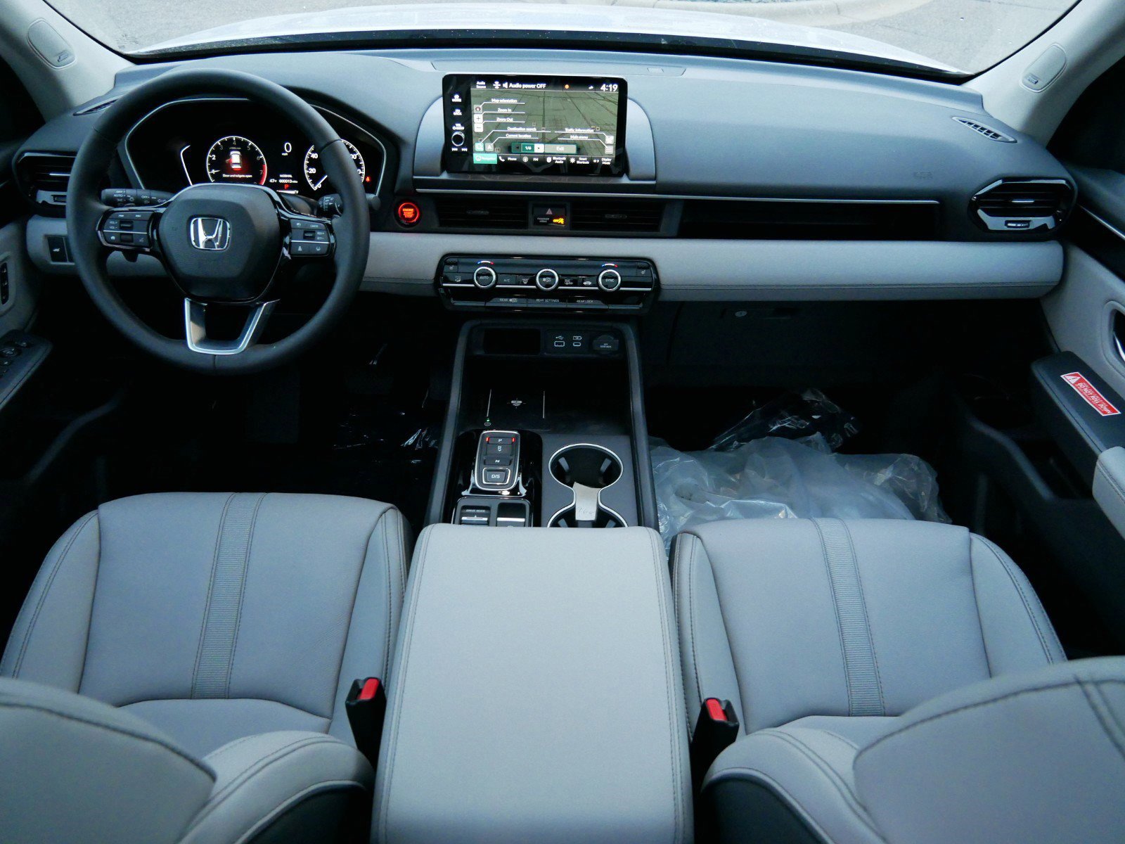 2025 Honda Pilot Touring photo 11