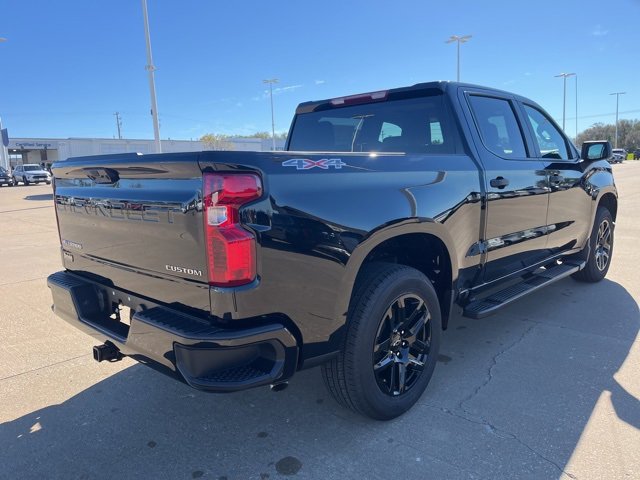 2026 Chevrolet Silverado 1500 photo 4