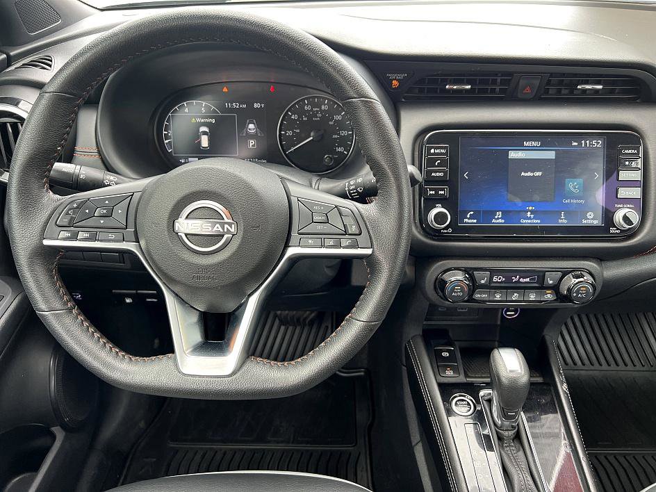 2024 Nissan Kicks SR photo 17