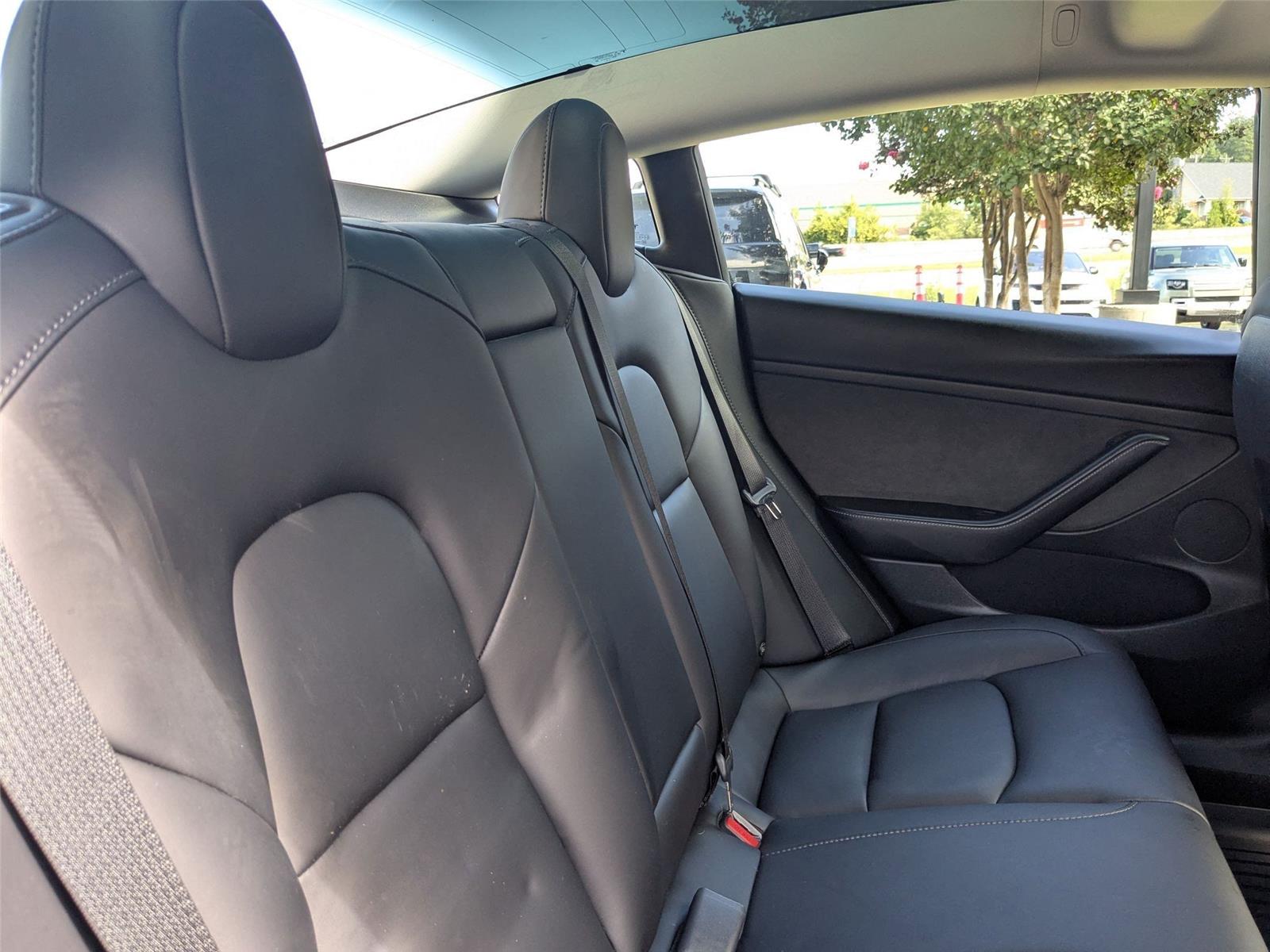 2021 Tesla Model 3 Standard Range Plus photo 21