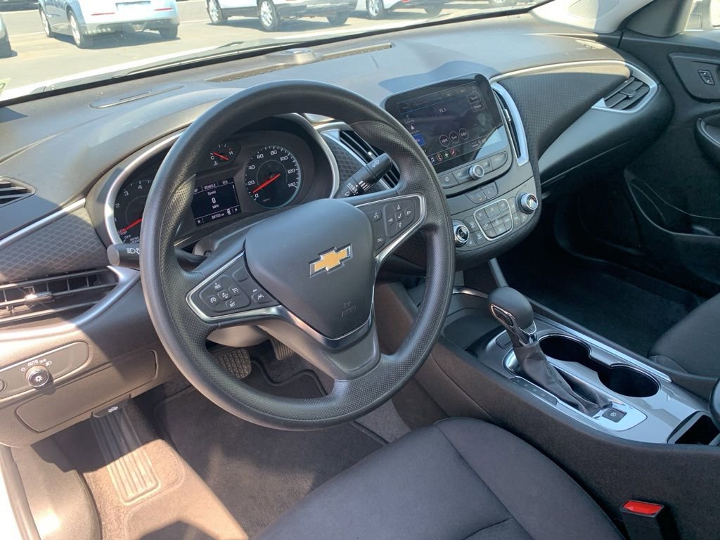 2023 Chevrolet Malibu 1LT photo 6