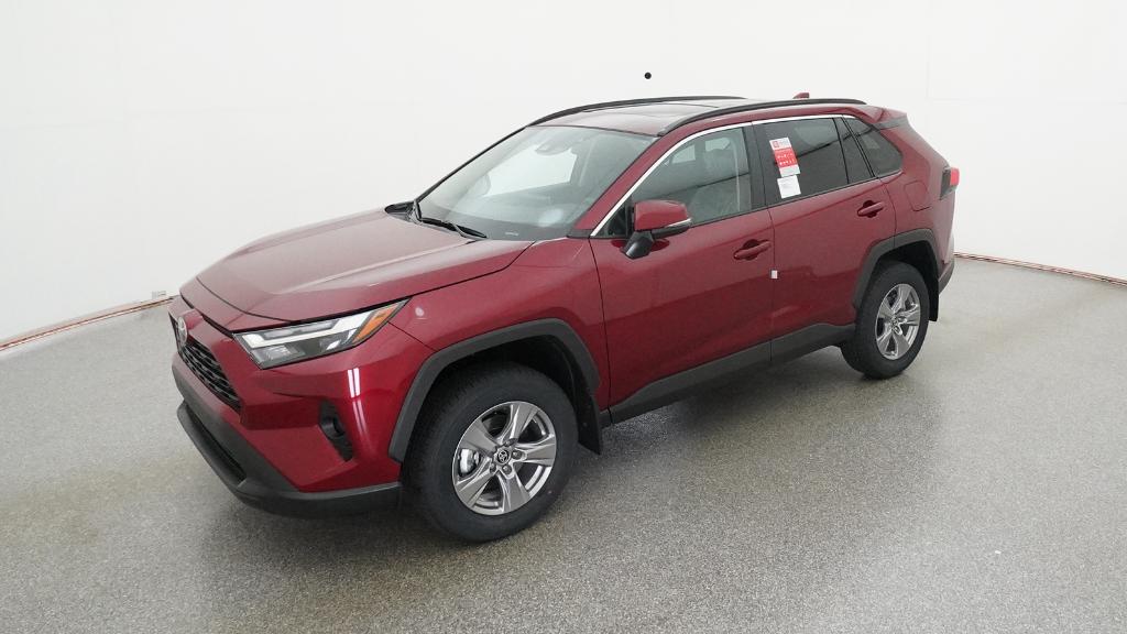2025 Toyota RAV4 XLE's photo