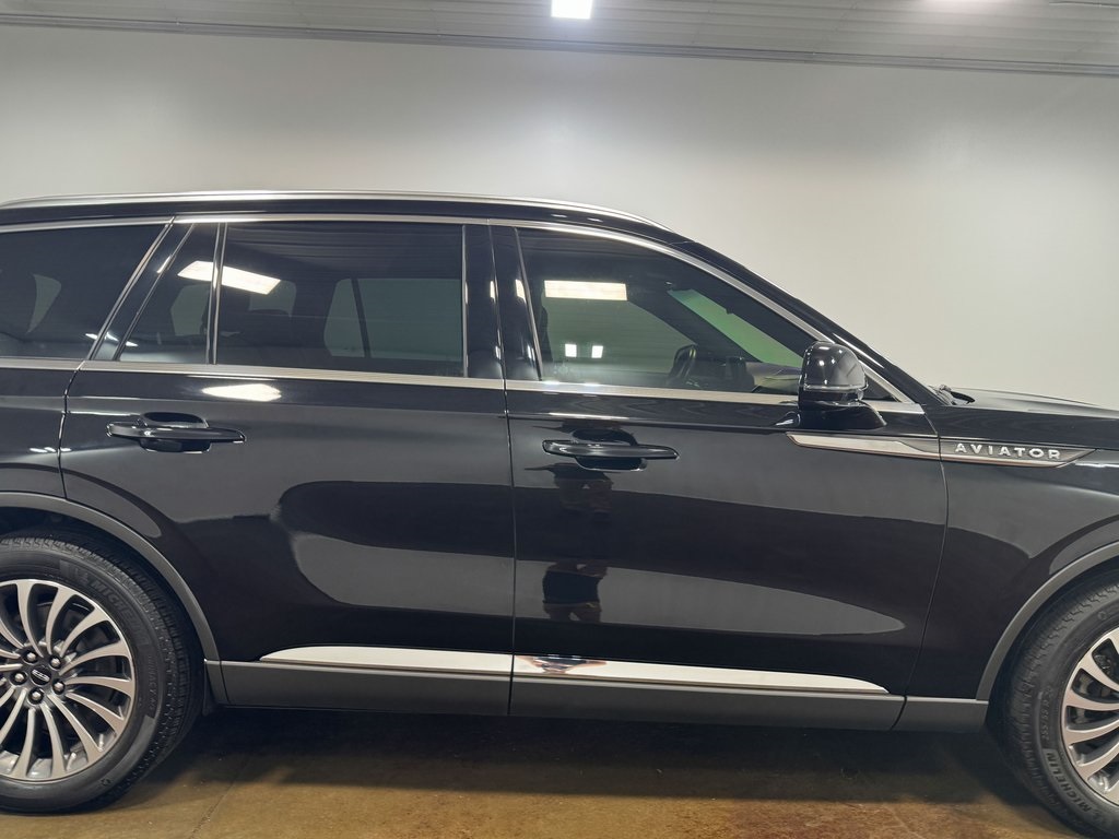 2022 Lincoln Aviator Reserve photo 28