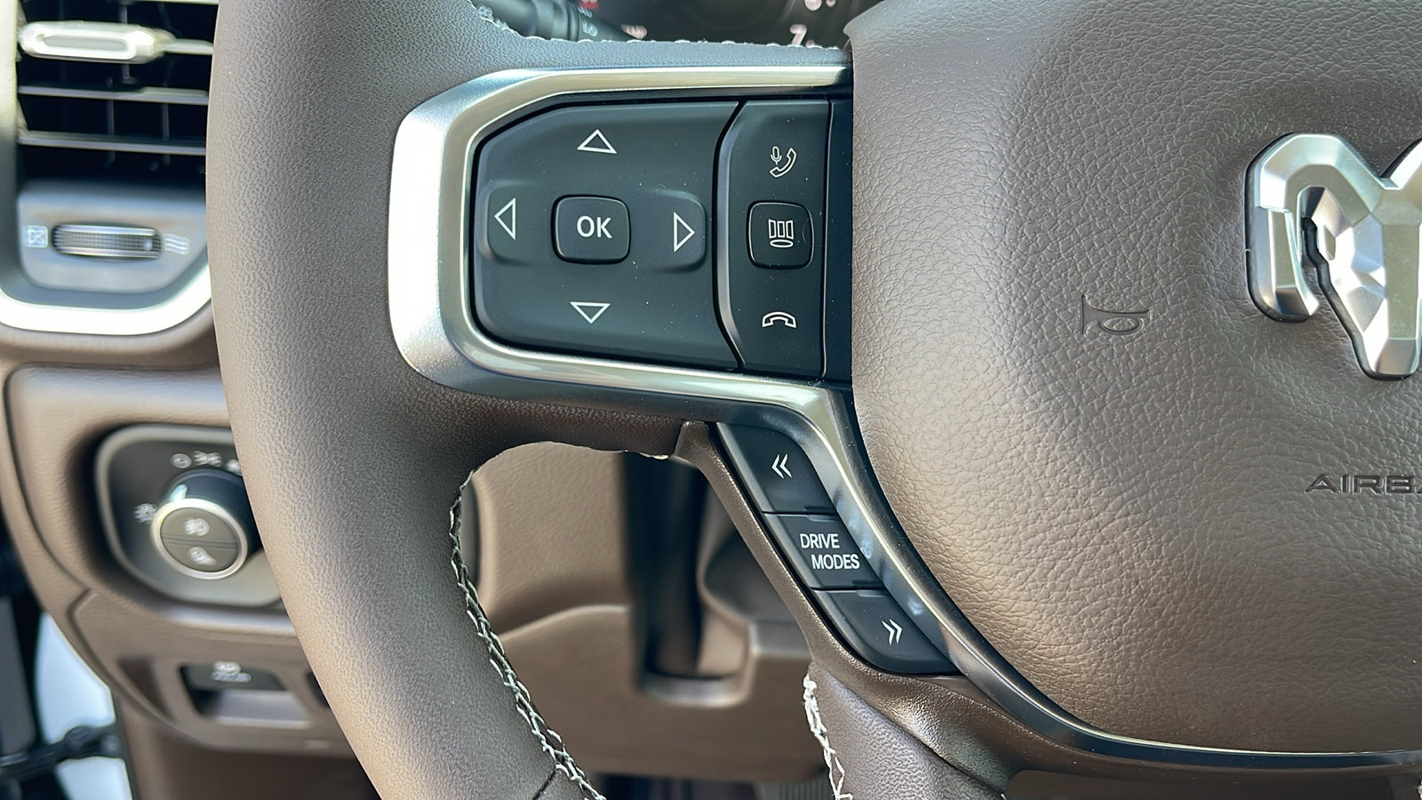 2025 Ram 1500 Laramie photo 26