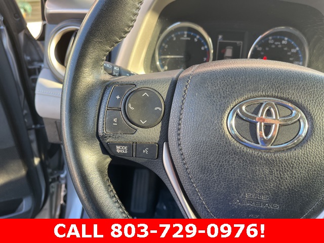 2016 Toyota RAV4 XLE photo 21