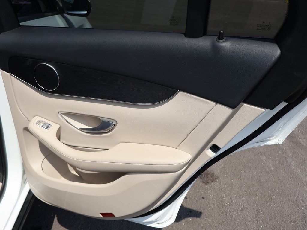 2022 Mercedes Benz GLC 300 Coupe 4MATIC photo 15