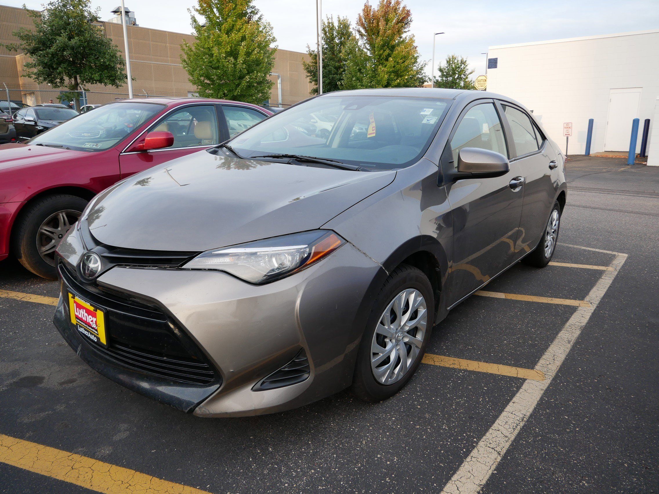 2019 Toyota Corolla L photo 3