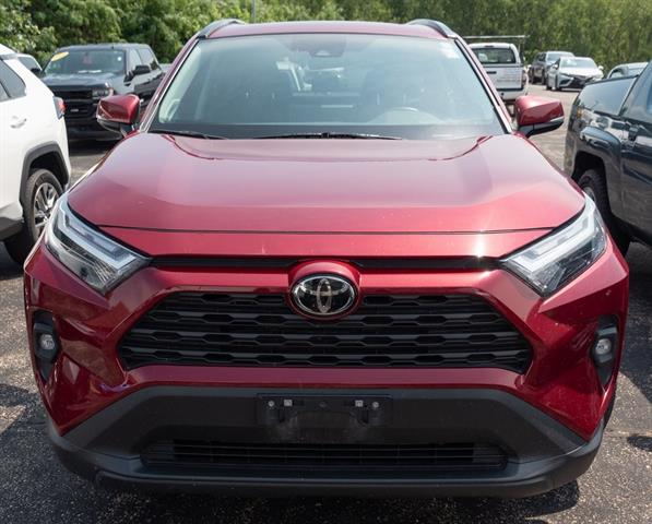 2022 Toyota RAV4 XLE Premium photo 2