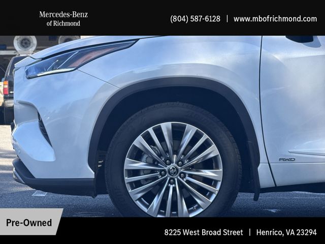 2025 Toyota Highlander Hybrid Platinum photo 3