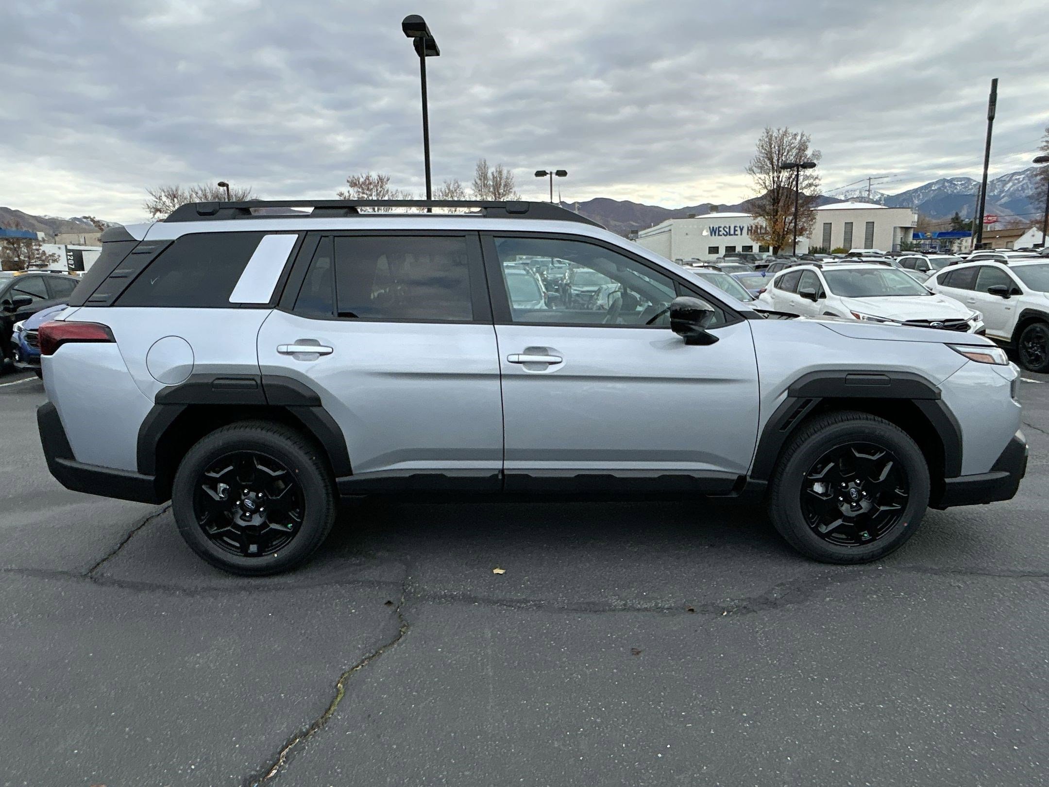 2026 Subaru Outback Limited photo 2