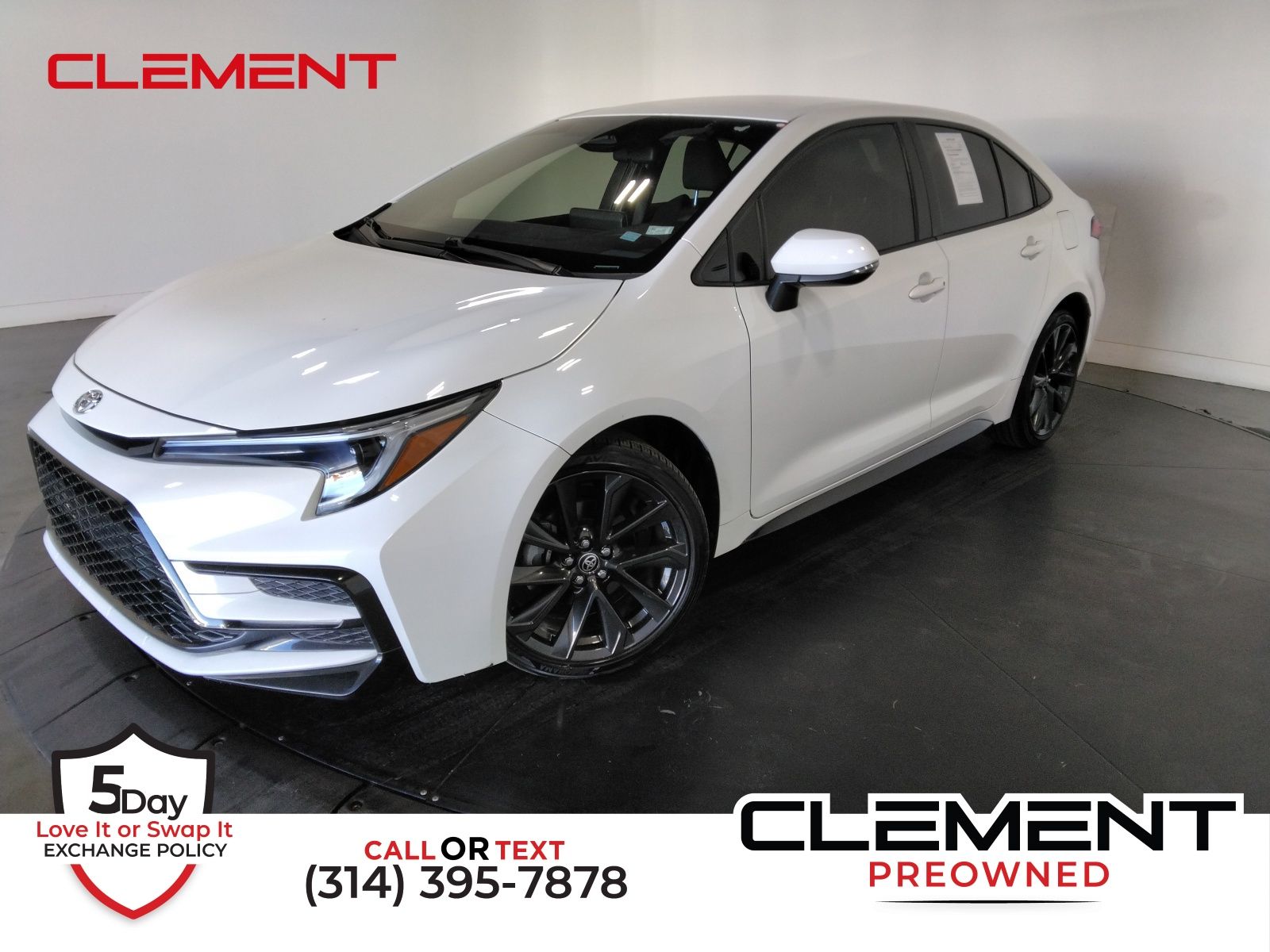 2024 Toyota Corolla SE's photo