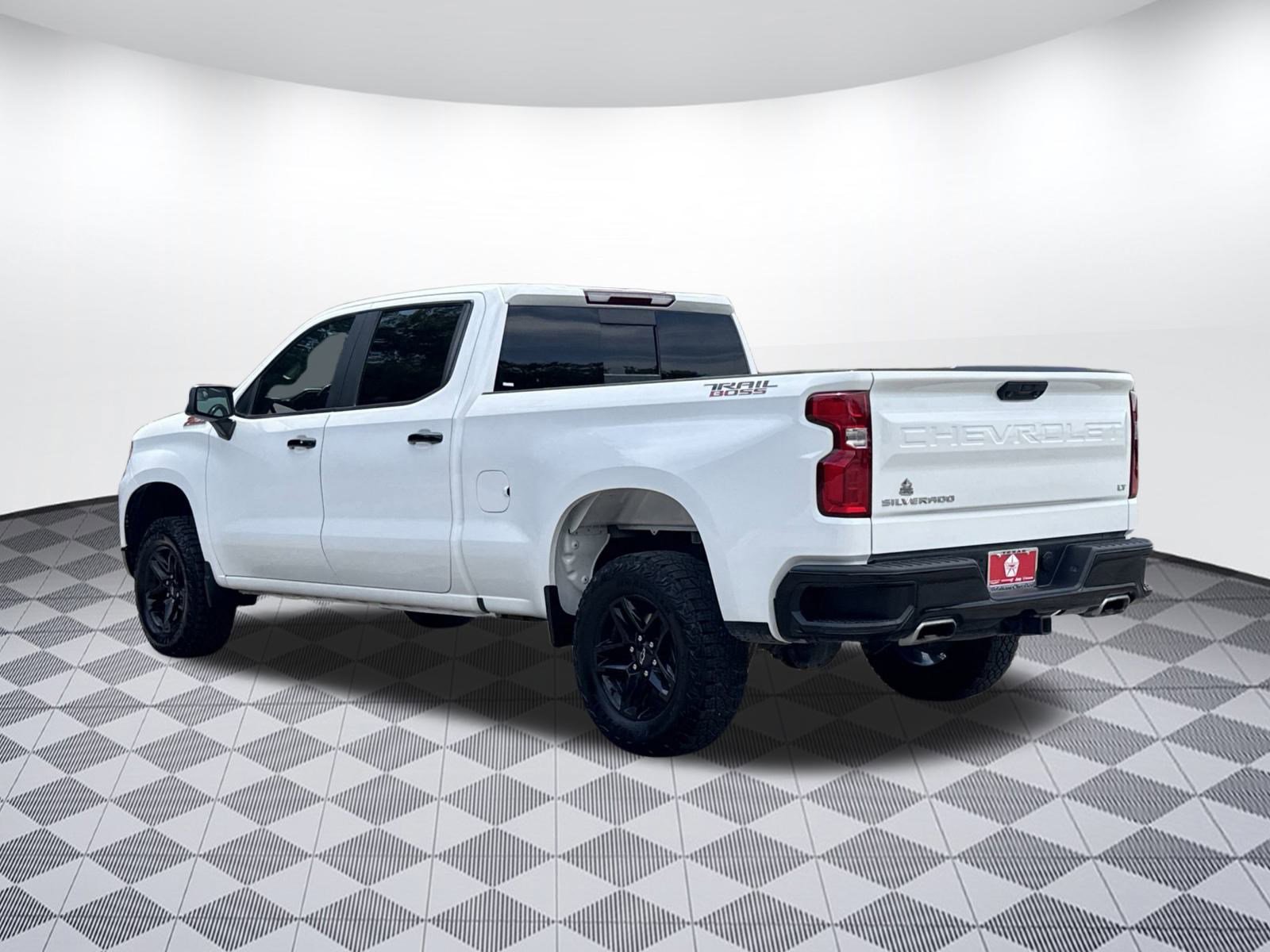 2023 Chevrolet Silverado 1500 LT Trail Boss photo 3
