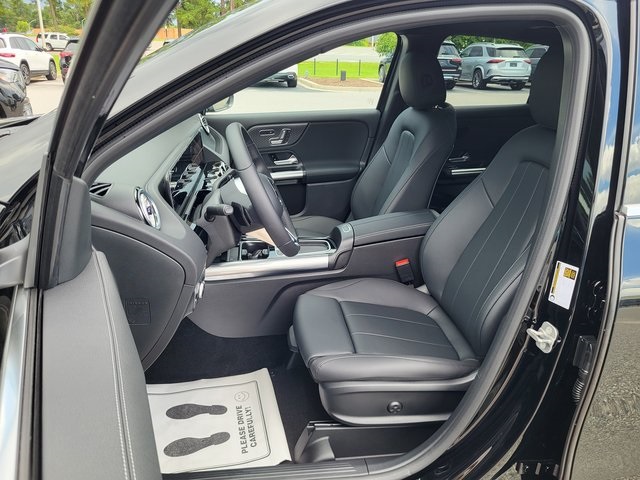 2025 Mercedes Benz GLA 250 photo 12