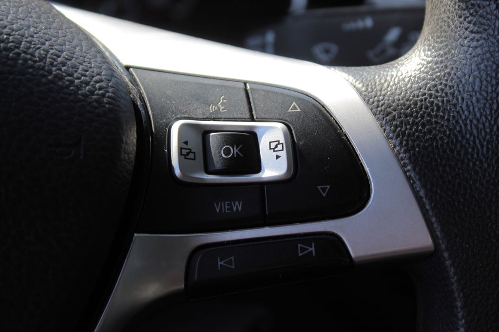 2021 Volkswagen Jetta 1.4T S photo 21