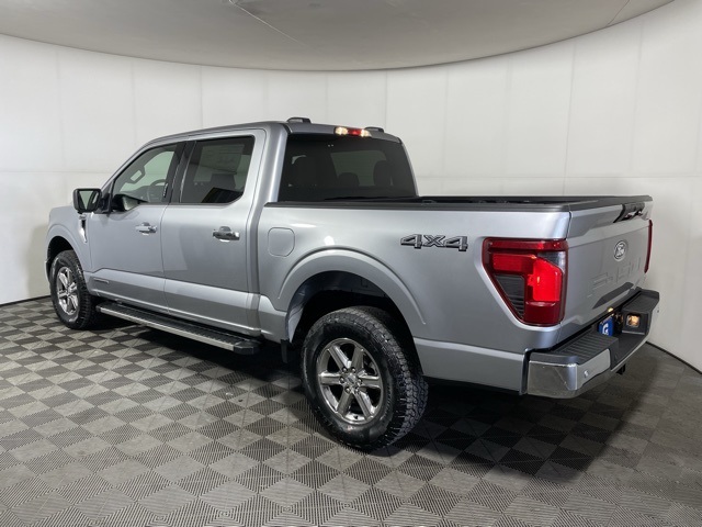 2024 Ford F-150 XLT photo 4
