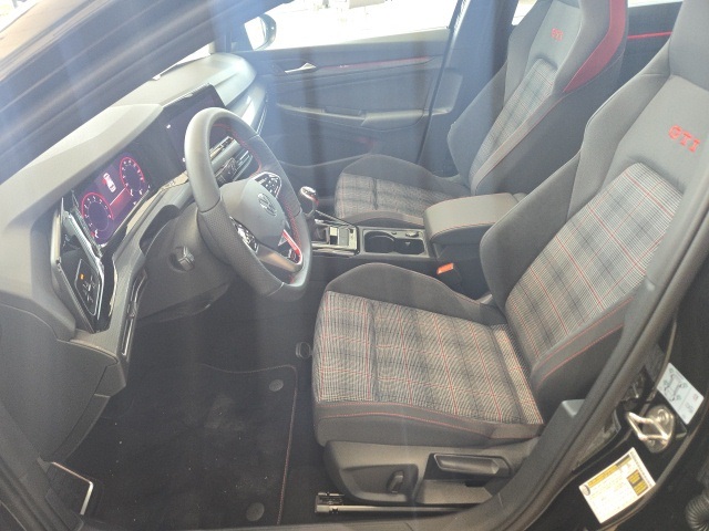 2024 Volkswagen Golf GTI 380 SE photo 14
