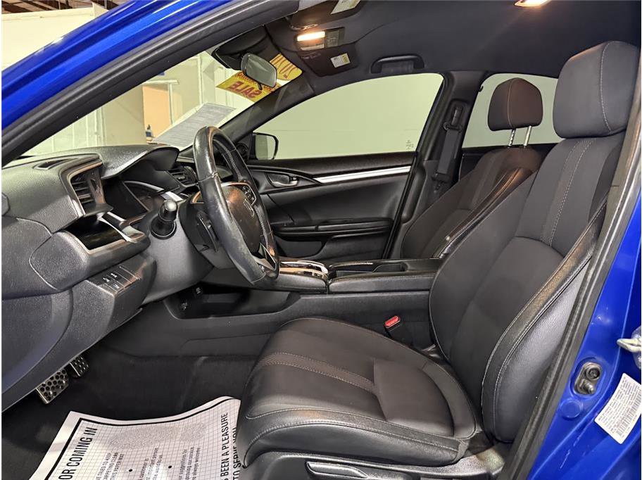 2020 Honda Civic Sport photo 12