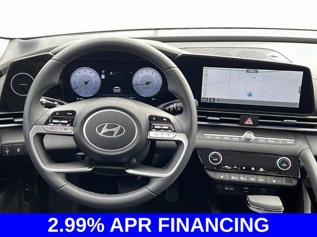 2025 Hyundai Elantra Limited photo 15