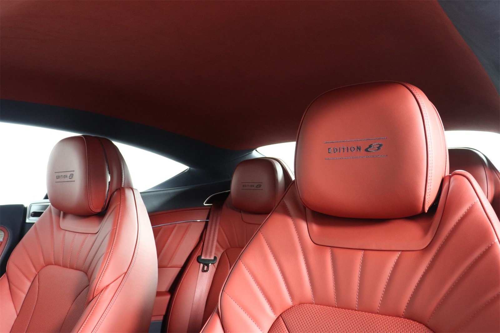 2024 Bentley Continental GT V8 photo 15