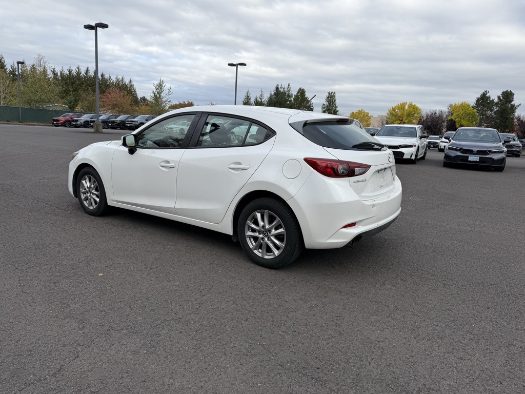 2018 Mazda Mazda3 Sport photo 3