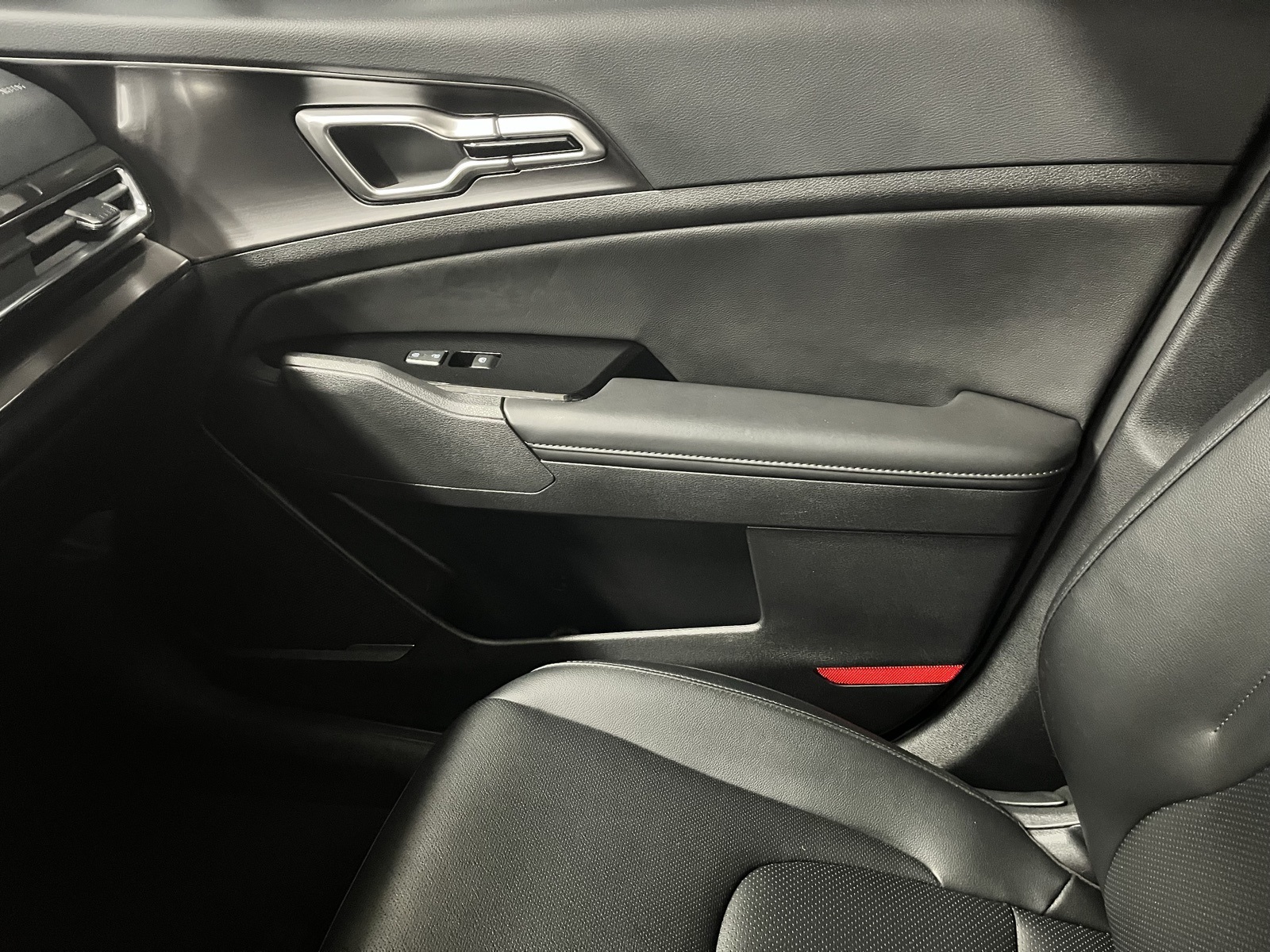 2024 Kia Sportage EX photo 14