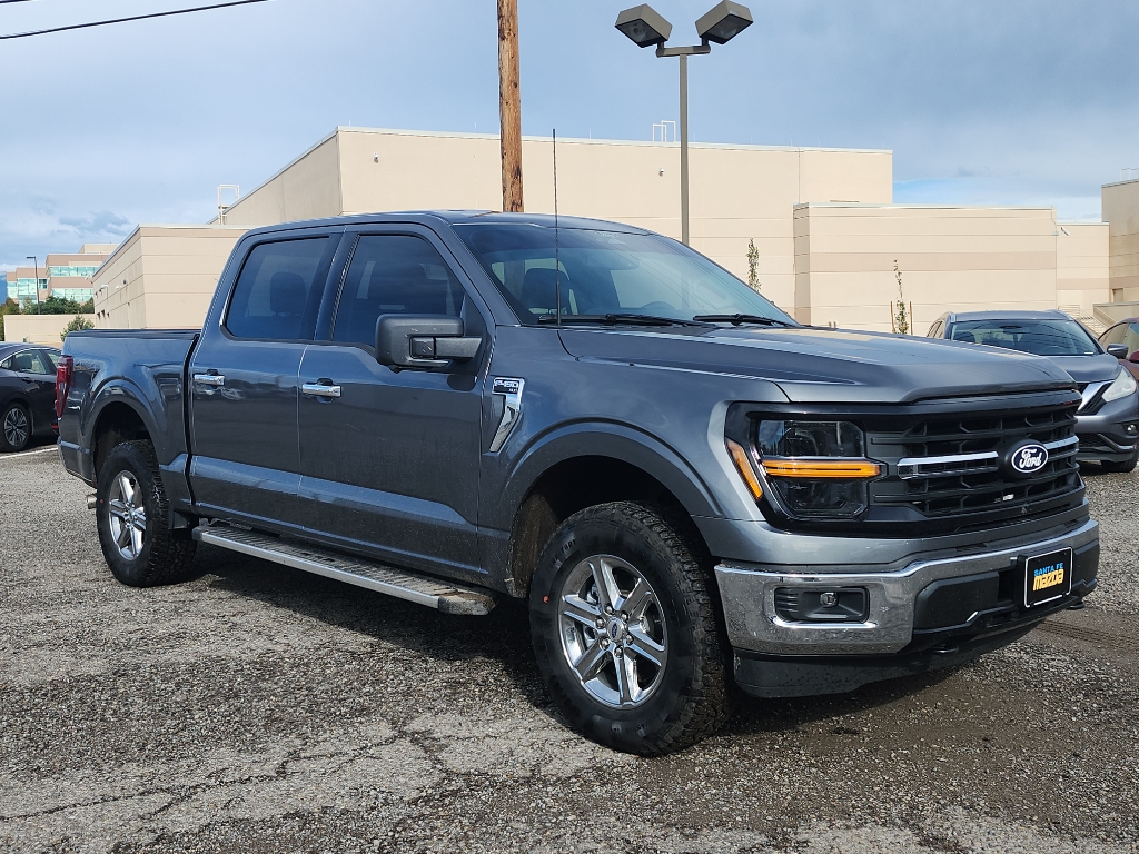 2024 Ford F-150 XLT photo 3