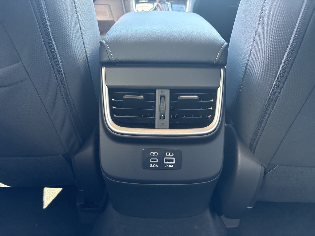 2025 Subaru Outback Premium photo 21