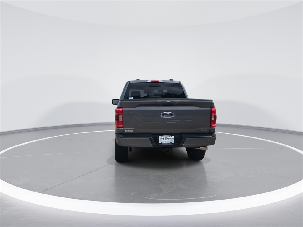 2023 Ford F-150 XLT photo 7