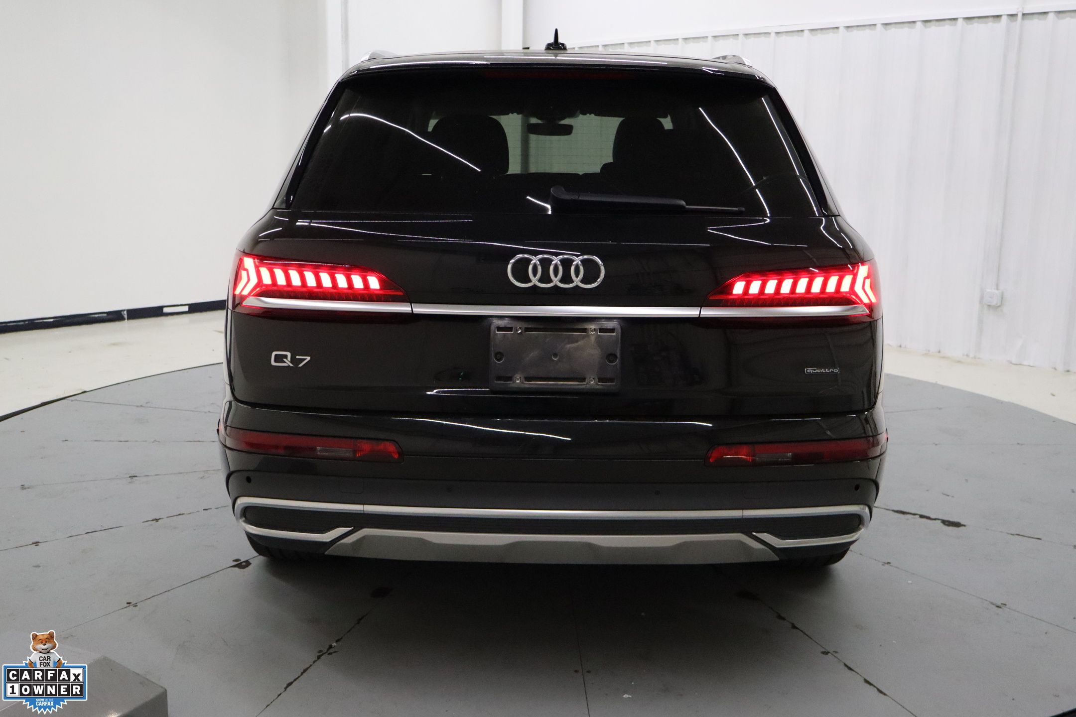 2024 Audi Q7 55 Premium Plus photo 3