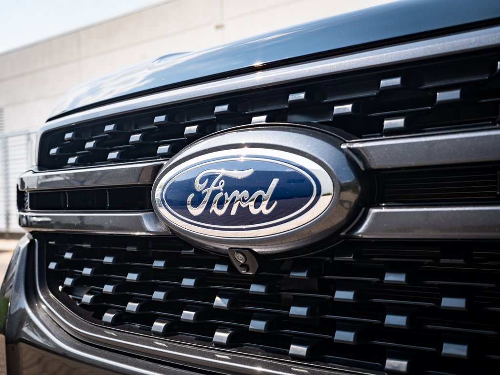 2024 Ford Ranger Lariat photo 2