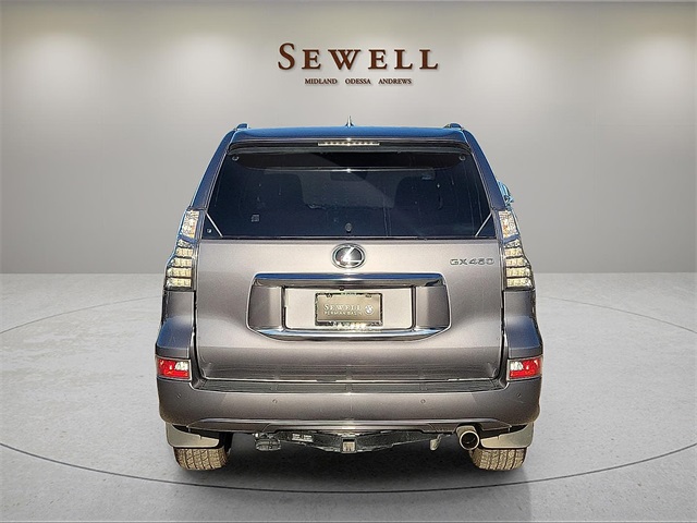 2021 Lexus GX 460 photo 3