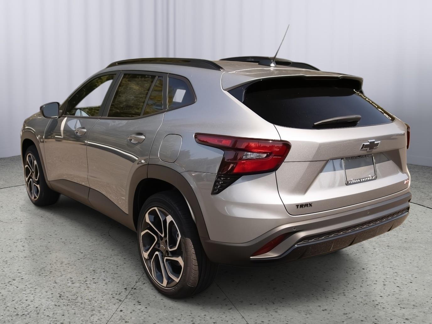 2025 Chevrolet Trax photo 5